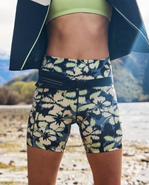 Women Roxy® Heart Into It Technical Shorts Flower | HGTL-34027