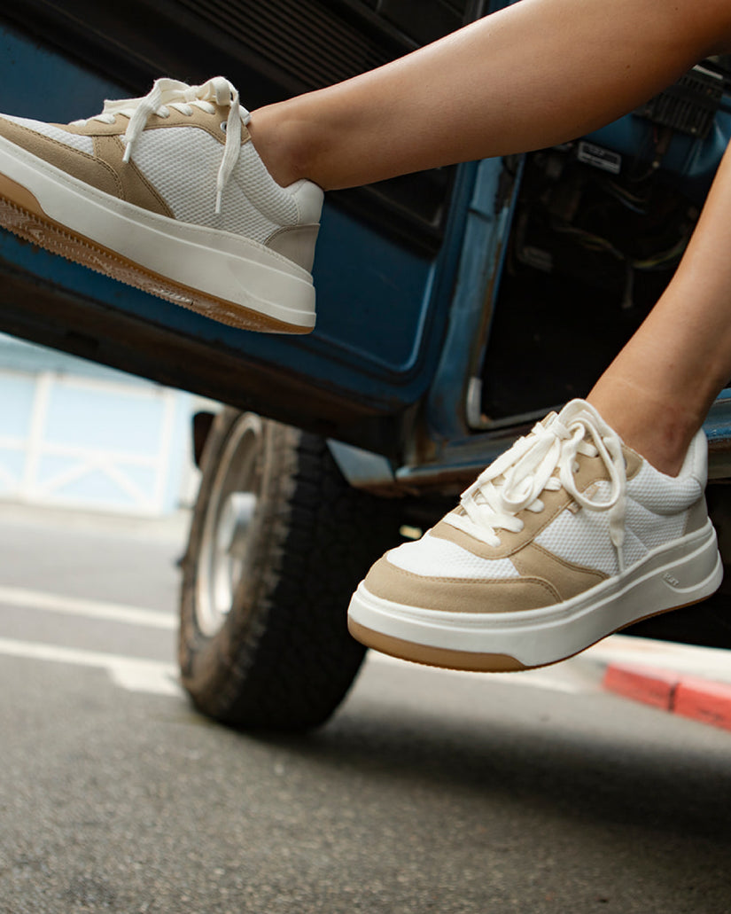 Girls's Roxy® Carver Sneakers Brown | LDWY-78036