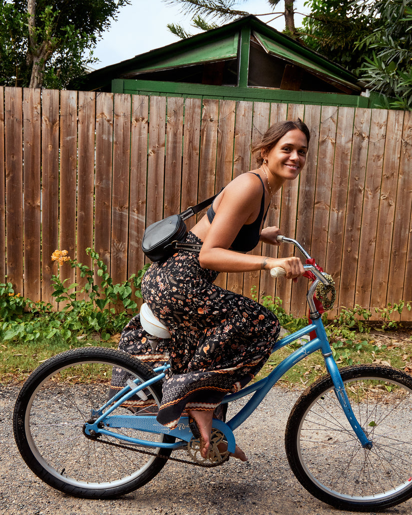 Women Roxy® Lively Shore Crossbody Bags Black | UGPI-75942