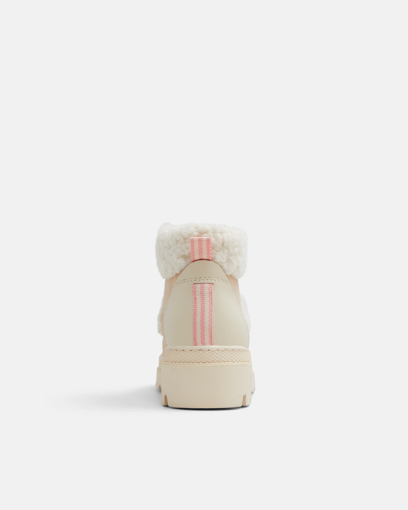 Women Roxy® Venture Out Boots Beige | RPCT-53609